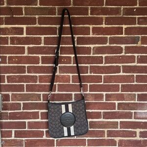 COACH Dempsey File Bag Style No. CA195